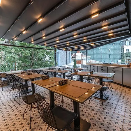 Hotel World Heritage Center 2*