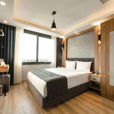 Hotel World Heritage Center 2*