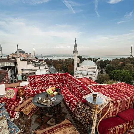 World Heritage Center Hotel 2*