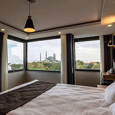 World Heritage Center Hotel 2*
