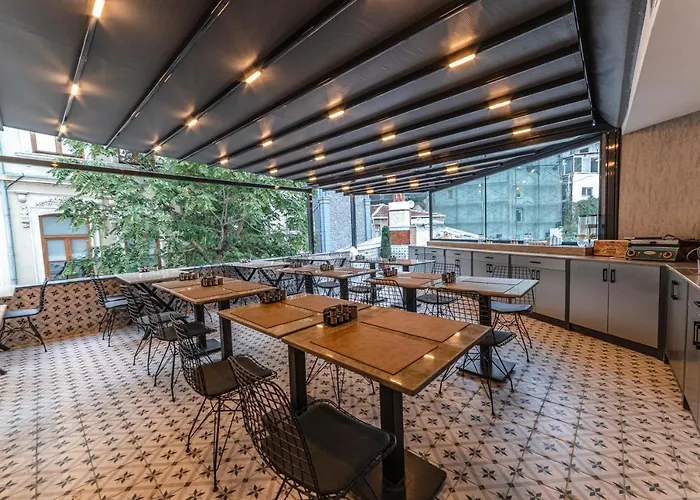 מלון World Heritage Center 2*