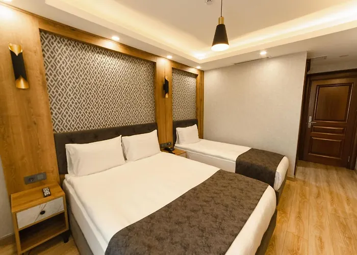 World Heritage Center מלון