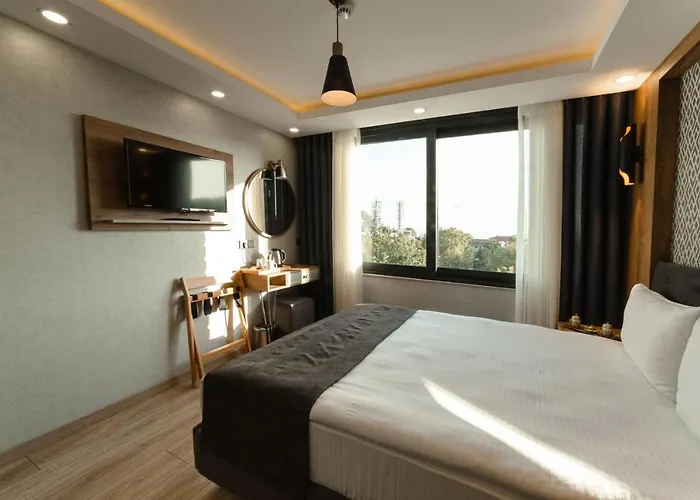 World Heritage Center 2*